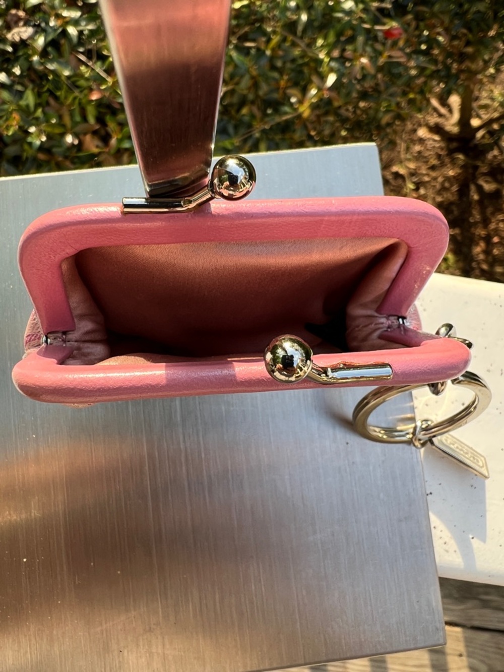 Coach Vintage Ltd. Ed Optic Lurex Mini Pink Signature Kisslock Coin Purse RARE - Picture 8 of 16